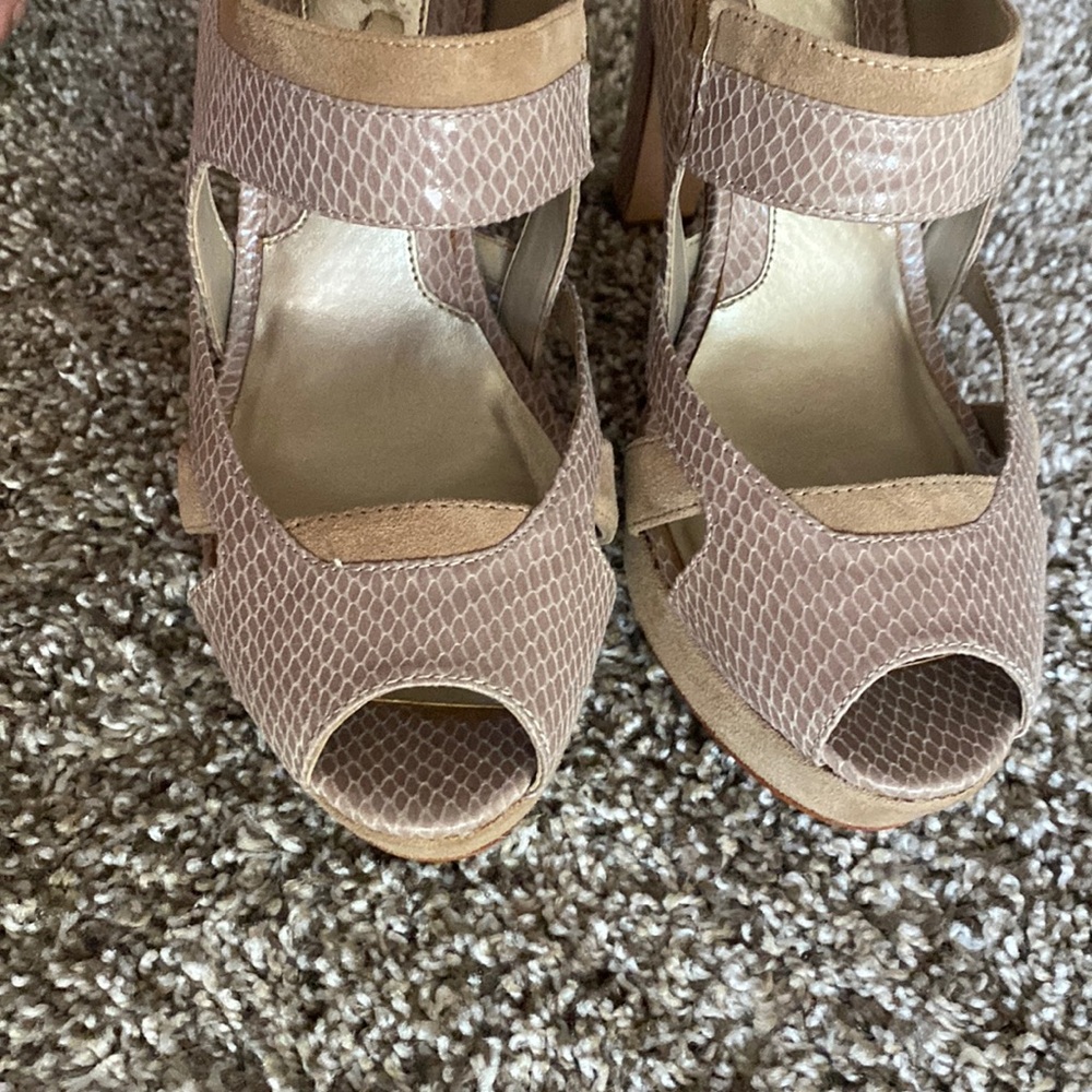 White House Black Market Heels